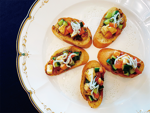 It's Japanese-style bruschetta!